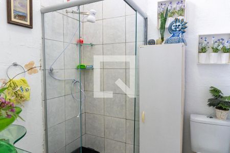 Casa à venda com 120m², 4 quartos e sem vaga Casa à venda com 120m², 4 quartos e sem vagaBanheiro 2