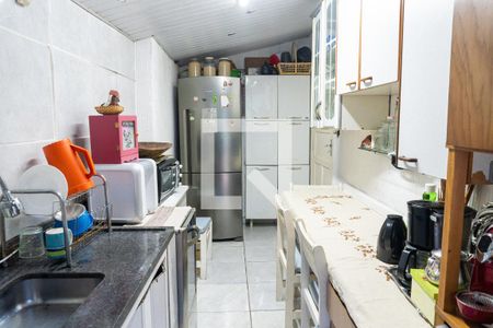 Casa à venda com 120m², 4 quartos e sem vaga Casa à venda com 120m², 4 quartos e sem vagaCozinha
