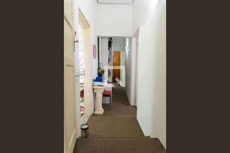 Casa à venda com 120m², 4 quartos e sem vaga Casa à venda com 120m², 4 quartos e sem vagaCorredor