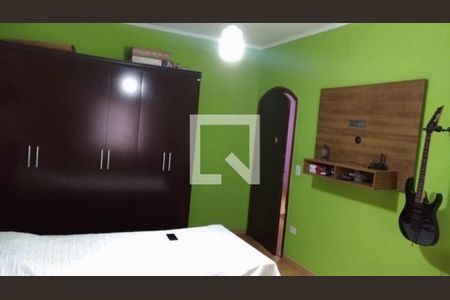 Casa à venda com 3 quartos, 300m² em Jardim Piqueroby, São Paulo