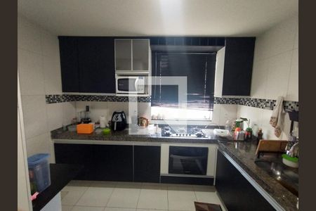 Apartamento à venda com 2 quartos, 101m² em Cardoso, Contagem