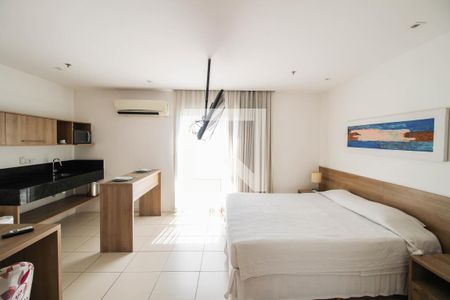 Quarto de kitnet/studio para alugar com 1 quarto, 35m² em Centro, Nova Iguaçu