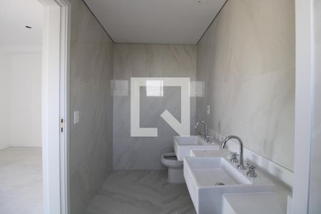 Apartamento à venda com 118m², 3 quartos e 3 vagasBanheiro da suíte 1 
