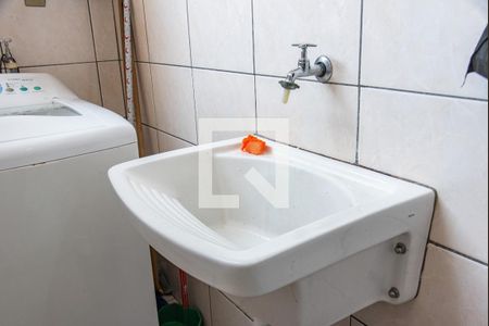 Área de serviço de apartamento para alugar com 2 quartos, 57m² em Liberdade, São Paulo