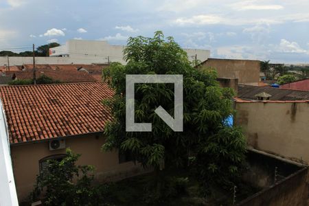 Vista da Sala de apartamento para alugar com 2 quartos, 50m² em Jaraguá, Uberlândia