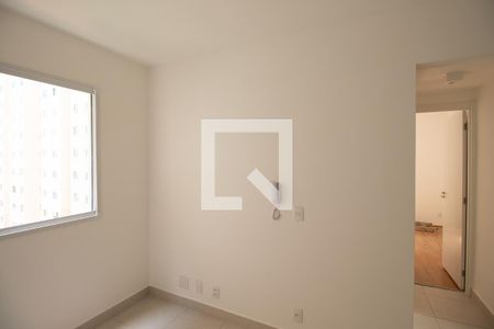 Sala de apartamento para alugar com 2 quartos, 32m² em Itaquera, São Paulo