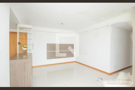 Apartamento à venda com 2 quartos, 66m² em Passo d’Areia, Porto Alegre