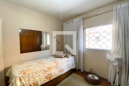 Casa à venda com 100m², 3 quartos e 3 vagasQuarto 2