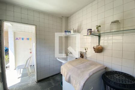 Casa à venda com 100m², 3 quartos e 3 vagasÁrea de Serviço