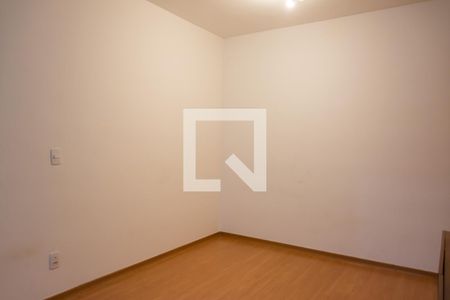 Sala/cozinha
 de apartamento para alugar com 2 quartos, 44m² em Chácara Cotia, Contagem