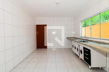 Casa à venda com 190m², 3 quartos e 4 vagas Casa à venda com 190m², 3 quartos e 4 vagasCozinha