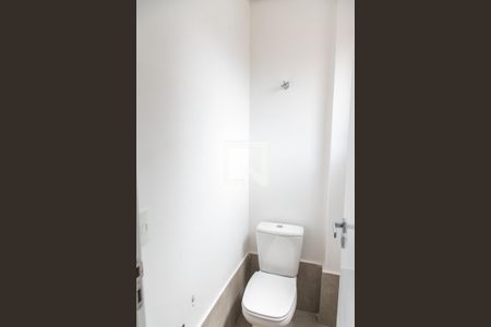 Casa à venda com 230m², 3 quartos e 4 vagasBanheiro de serviço