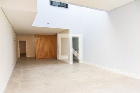 Sala de casa à venda com 3 quartos, 230m² em Paraíso, São Paulo