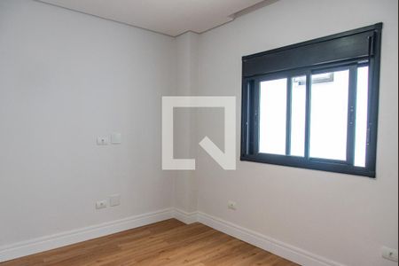 Casa à venda com 230m², 3 quartos e 4 vagasSuíte 2