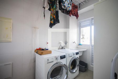 Apartamento para alugar com 104m², 3 quartos e 2 vagas Apartamento para alugar com 104m², 3 quartos e 2 vagasÁrea de serviço