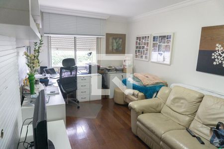 Apartamento à venda com 210m², 3 quartos e 2 vagasQuarto 2