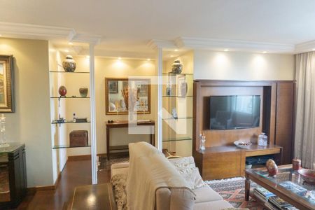 Sala de apartamento à venda com 3 quartos, 210m² em Morro dos Ingleses, São Paulo