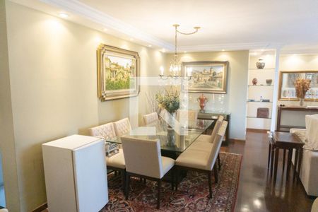 Sala de apartamento à venda com 3 quartos, 210m² em Morro dos Ingleses, São Paulo