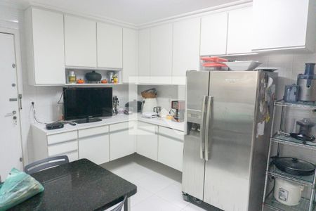 Apartamento à venda com 210m², 3 quartos e 2 vagasCozinha