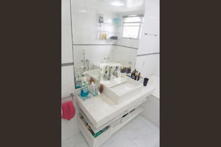 Apartamento à venda com 210m², 3 quartos e 2 vagasBanheiro da Suíte