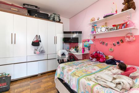 Casa à venda com 220m², 4 quartos e 3 vagasQuarto 2 - Suíte