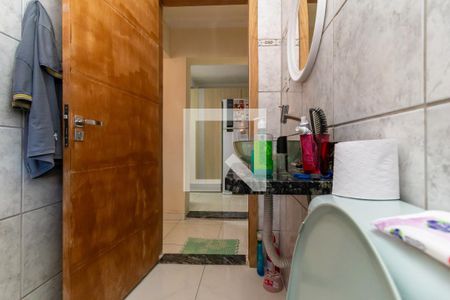 Casa à venda com 220m², 4 quartos e 3 vagasBanheiro 4 - Social