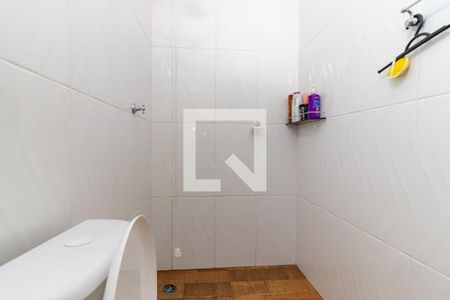 Casa à venda com 220m², 4 quartos e 3 vagasBanheiro da Suíte 2