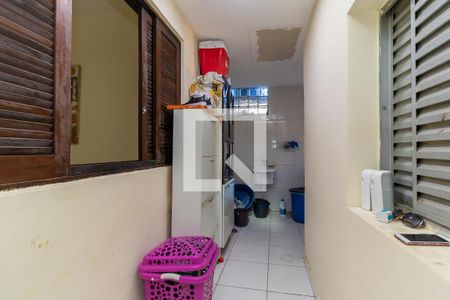 Casa à venda com 220m², 4 quartos e 3 vagasÁrea de Serviço