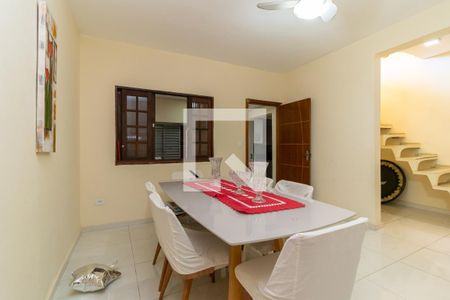 Casa à venda com 220m², 4 quartos e 3 vagasSala de Jantar