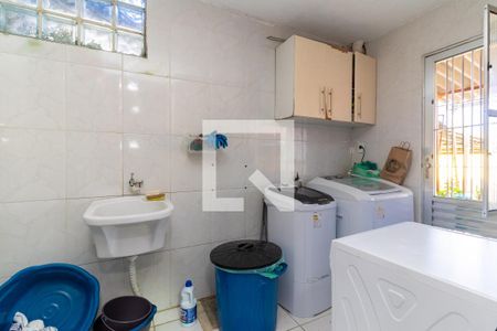 Casa à venda com 220m², 4 quartos e 3 vagasÁrea de Serviço