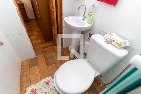 Casa à venda com 220m², 4 quartos e 3 vagasBanheiro da Suíte 1