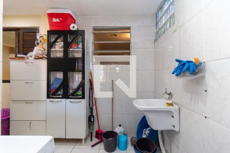 Casa à venda com 220m², 4 quartos e 3 vagasÁrea de Serviço
