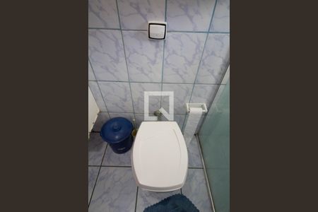 Casa à venda com 175m², 4 quartos e 2 vagasBanheiro da Suíte