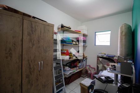 Casa à venda com 175m², 4 quartos e 2 vagasQuarto 5