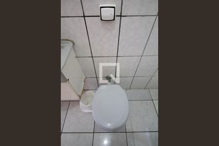 Casa à venda com 175m², 4 quartos e 2 vagasBanheiro