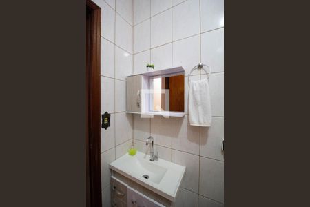 Casa à venda com 175m², 4 quartos e 2 vagasBanheiro