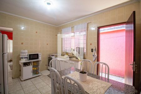 Casa à venda com 175m², 4 quartos e 2 vagasCozinha 1