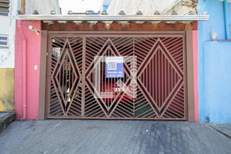 Casa à venda com 175m², 4 quartos e 2 vagasFachada 2