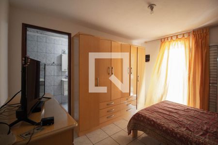 Casa à venda com 175m², 4 quartos e 2 vagasSuíte