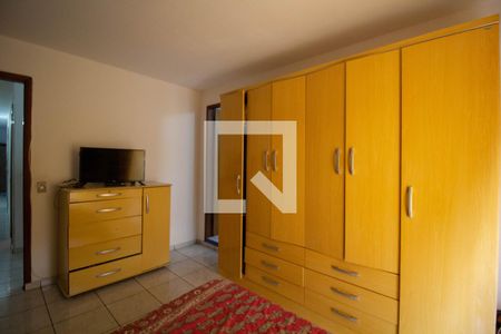 Casa à venda com 175m², 4 quartos e 2 vagasSuíte