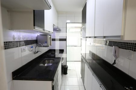 Apartamento à venda com 55m², 2 quartos e 1 vagaCozinha