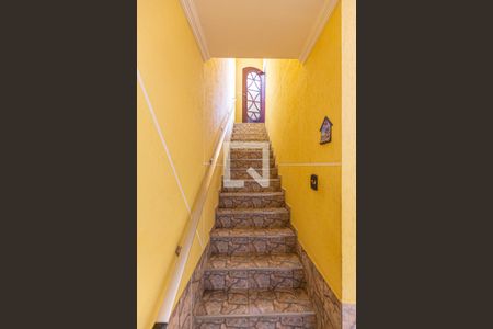 Casa à venda com 297m², 4 quartos e 6 vagasEscada Garagem / Cozinha