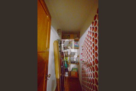 Casa para alugar com 609m², 5 quartos e 6 vagas Casa para alugar com 609m², 5 quartos e 6 vagasAdega