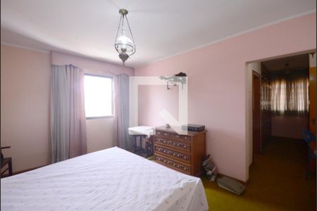 Casa para alugar com 609m², 5 quartos e 6 vagas Casa para alugar com 609m², 5 quartos e 6 vagasQuarto 1