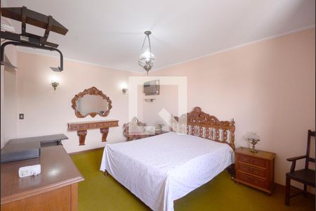 Casa para alugar com 609m², 5 quartos e 6 vagas Casa para alugar com 609m², 5 quartos e 6 vagasQuarto 1