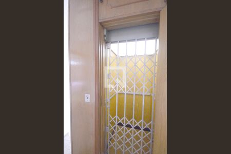 Casa para alugar com 609m², 5 quartos e 6 vagas Casa para alugar com 609m², 5 quartos e 6 vagasElevador