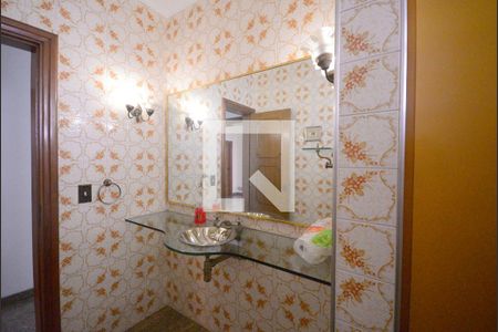 Casa para alugar com 609m², 5 quartos e 6 vagas Casa para alugar com 609m², 5 quartos e 6 vagasBanheiro 2