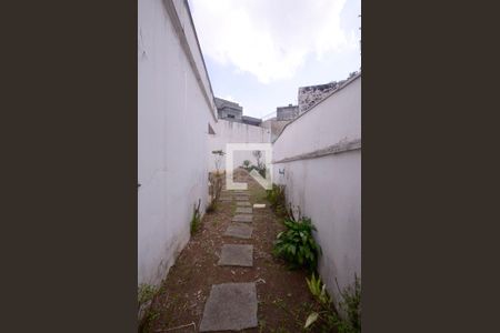 Casa para alugar com 609m², 5 quartos e 6 vagas Casa para alugar com 609m², 5 quartos e 6 vagasQuintal