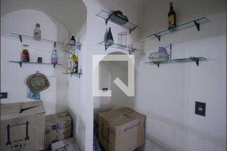 Casa para alugar com 609m², 5 quartos e 6 vagas Casa para alugar com 609m², 5 quartos e 6 vagasBar