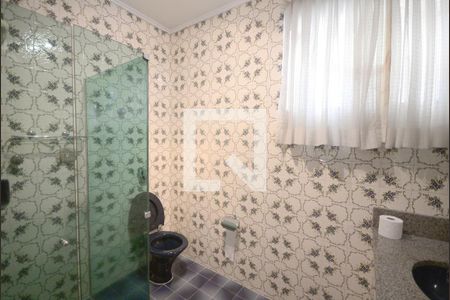 Casa para alugar com 609m², 5 quartos e 6 vagas Casa para alugar com 609m², 5 quartos e 6 vagasBanheiro 1